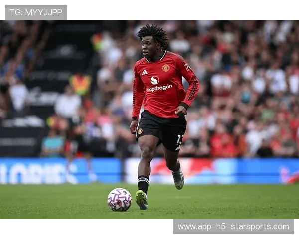 曼联继续强化青训,年轻力量逐渐担任重要角色 曼联继续强化青训,年轻力量逐渐担任重要角色